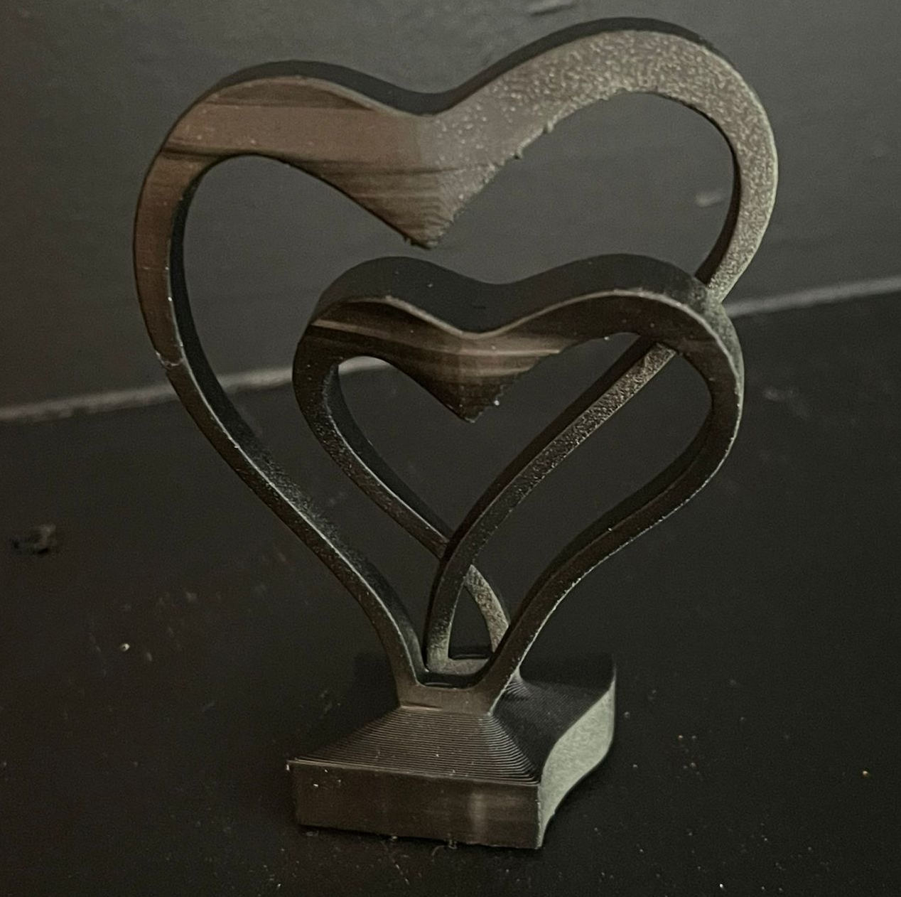 Dubbele hart urn zwart 9,5 cm