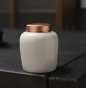 Mini urn keramisch wit